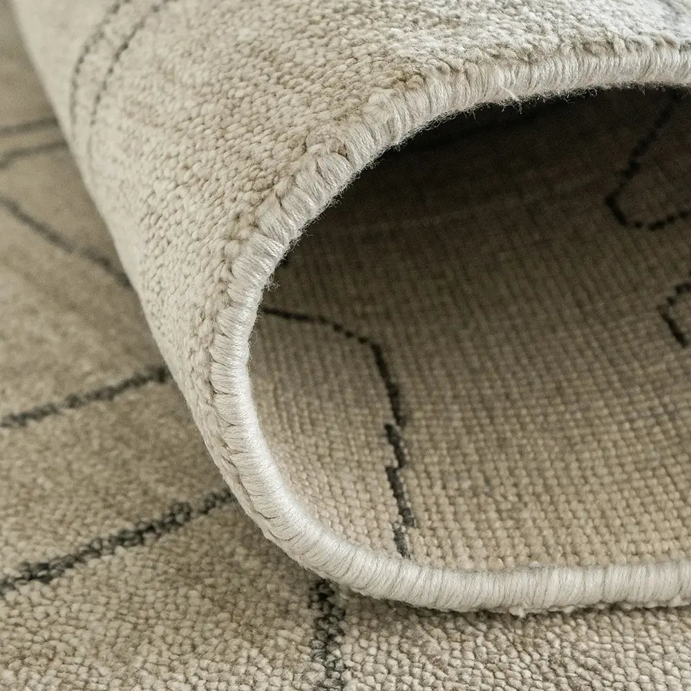 Zen Pearl - Charcoal Narrow Lines Geometric Ivory Carpet | Carpet Centre