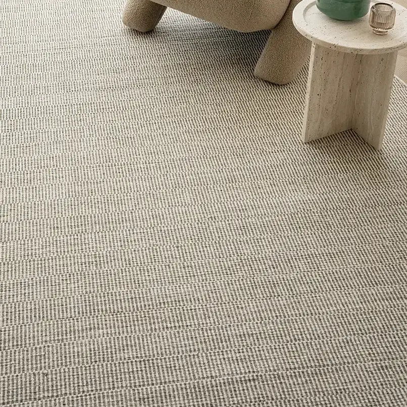 Treva Stone Round