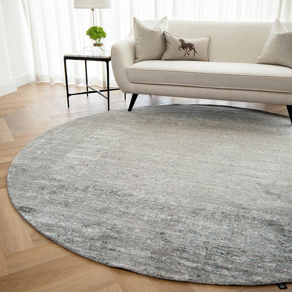 Liam Ashton Grey Textured Carpet