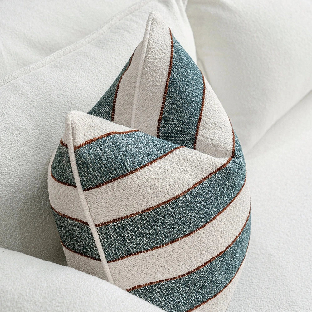 Джиа Канова