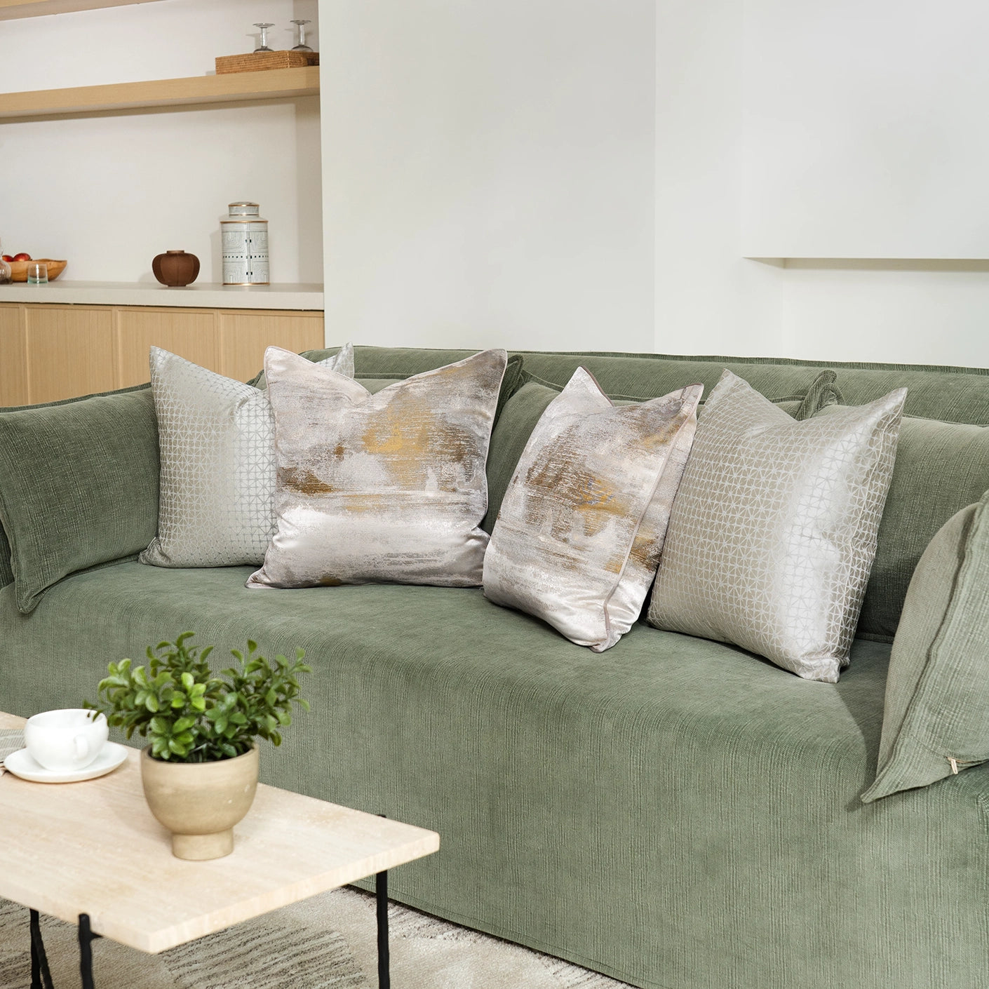 Diamond Pattern Gold Aurelia Cushion Bundle | Image 2