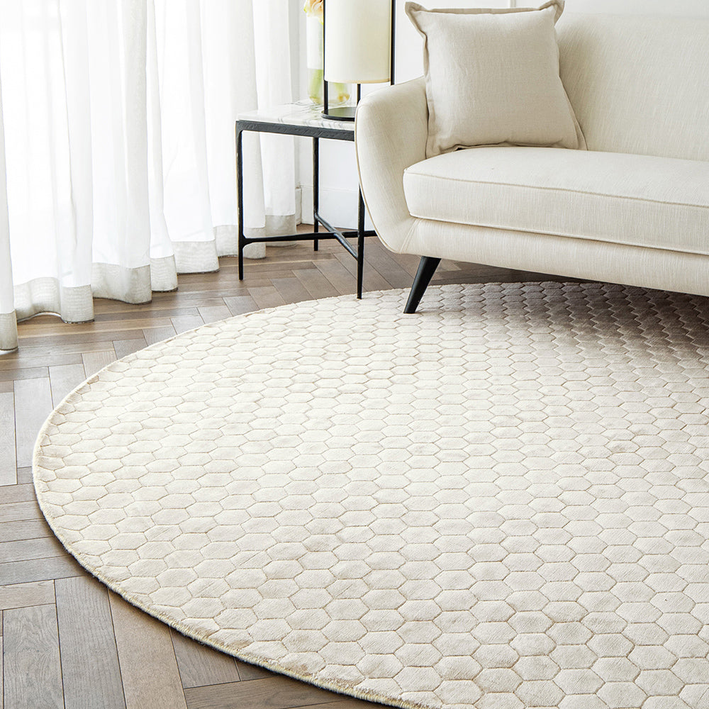 Beckett Bianca - Honeycomb Patter Round Rugs | Carpet Centre
