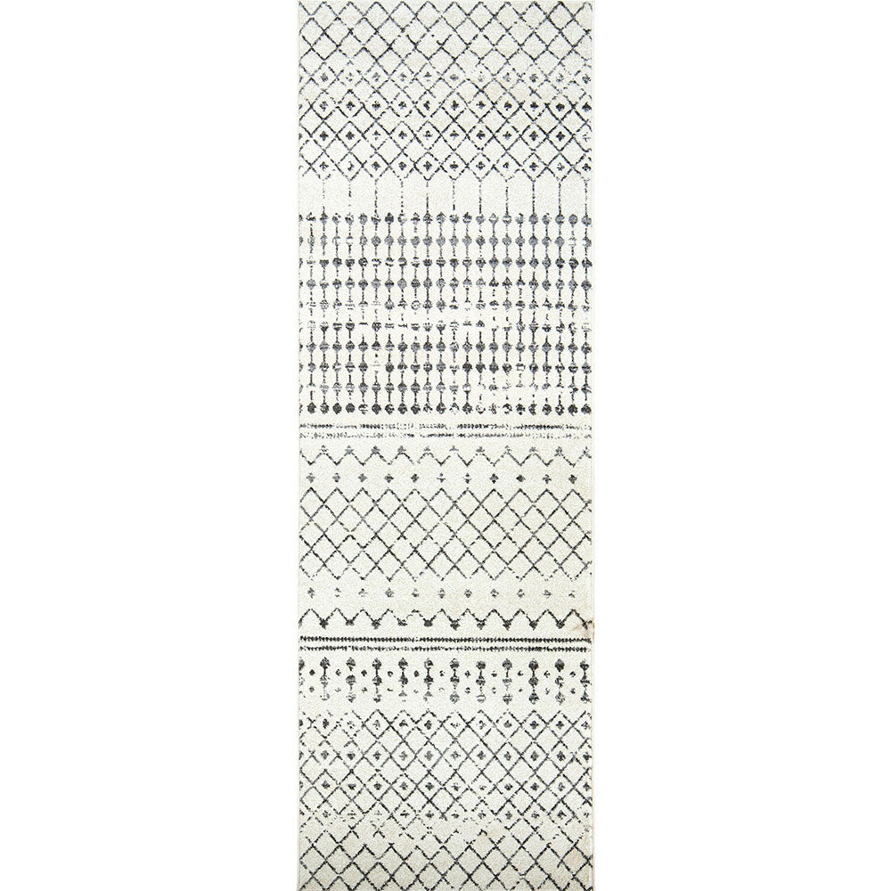 Conrad ebony - Traditional Carpet in Folk Design| Carpet Centre